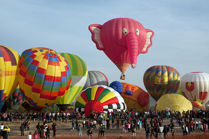 140103 Pink Elephant Balloon